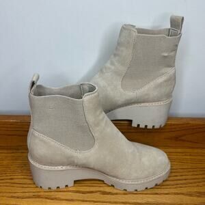 Dolce Vita Size 8 Suede bootie Beige